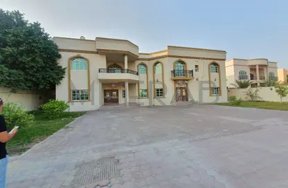 Villa - 7+ Bedrooms - 7+ Bathrooms for rent in Al Barsha 3 Villas - Al Barsha 3 - Al Barsha - Dubai