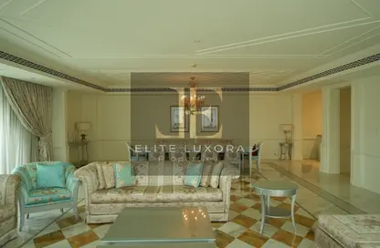 Apartment - 3 Bedrooms - 4 Bathrooms for rent in Palazzo Versace - Culture Village - Dubai