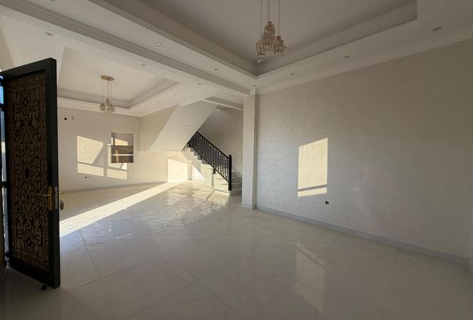 16002003 - Property Image 3