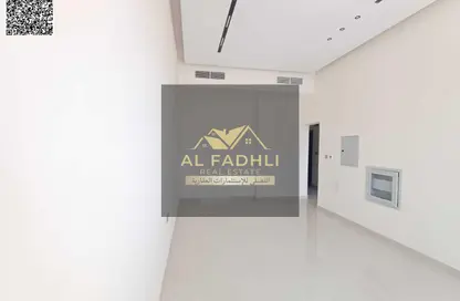 شقة - غرفة نوم - 2 حمامات للايجار في 3 المويهات - المويهات - عجمان