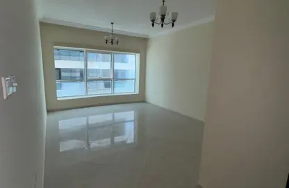 Apartment - 3 Bedrooms - 4 Bathrooms for sale in Al Khan Corniche - Al Khan - Sharjah