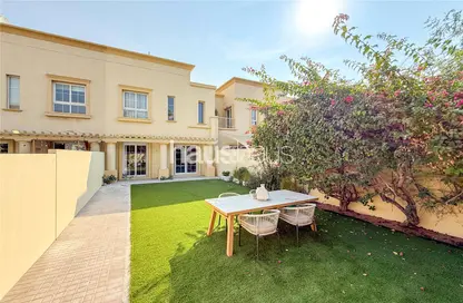 فيلا - 2 غرف نوم - 3 حمامات للايجار في الينابيع 10 - الينابيع - دبي فيلا - 2 غرف نوم - 3 حمامات للايجار في الينابيع 10 - الينابيع - دبي