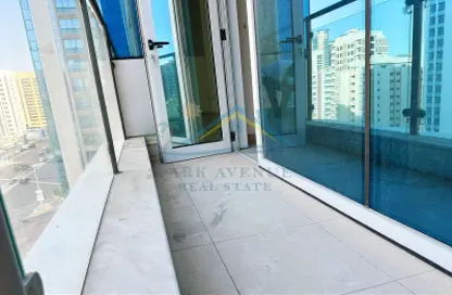 Apartment - 4 Bedrooms - 4 Bathrooms for rent in Airport Road - Abu Dhabi