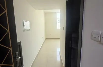 Apartment - Studio - 1 Bathroom for rent in Al Majaz 1 - Al Majaz - Sharjah