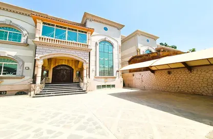 Villa - 6 Bedrooms - 7+ Bathrooms for sale in Al Mansoura - Al Sharq - Sharjah