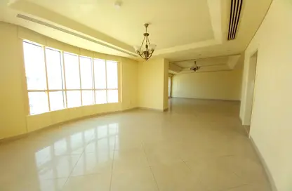 Apartment - 4 Bedrooms - 4 Bathrooms for rent in Al Majaz 3 - Al Majaz - Sharjah
