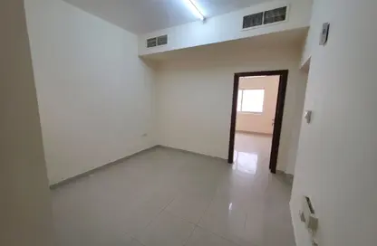 Apartment - 2 Bedrooms - 1 Bathroom for rent in Al Rashidiya Towers - Ajman Downtown - Ajman