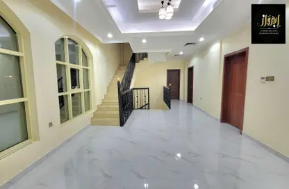 فيلا - 4 غرف نوم - 6 حمامات للايجار في حوشي - البادي - الشارقة