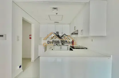 Apartment - 1 Bedroom - 2 Bathrooms for rent in Dilan Tower - Culture Village - Dubai
