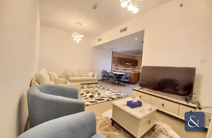 Living Room image for: Apartment - 1 Bedroom - 1 Bathroom for rent in Sulafa Tower - Dubai Marina - Dubai, Image 1
