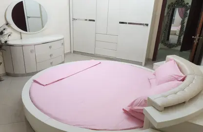 Apartment - 1 Bedroom - 1 Bathroom for rent in Al Qasba - Sharjah
