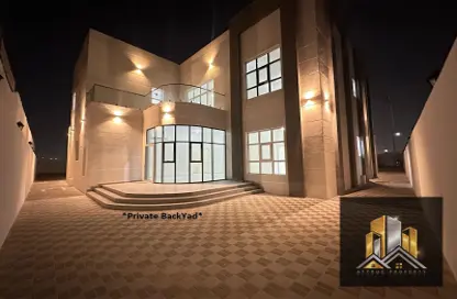 شقة - 2 غرف نوم - 2 حمامات للايجار في مجمع فيلات - مدينة خليفة - أبوظبي