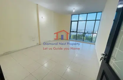 Apartment - 2 Bedrooms - 2 Bathrooms for rent in Al Maqtaa Tower 1 - Hadbat Al Zafranah - Muroor Area - Abu Dhabi