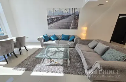 شقة - غرفة نوم - 2 حمامات للايجار في برج دوجا - شارع الشيخ زايد - دبي