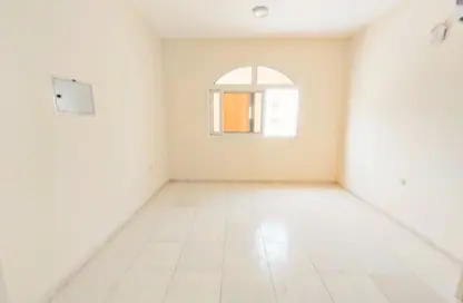 Apartment - Studio - 1 Bathroom for rent in SG Muwaileh Building - Muwaileh - Sharjah