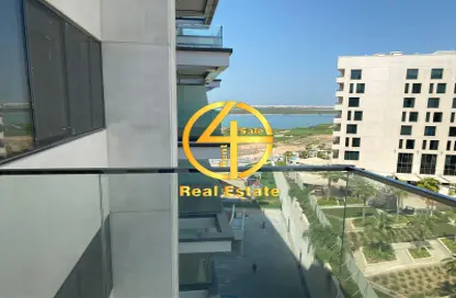 Balcony image for: Apartment - 1 Bedroom - 2 Bathrooms for rent in Mayan - Yas Island - Abu Dhabi, Image 1