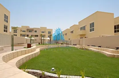 Villa - 3 Bedrooms - 4 Bathrooms for rent in Qattouf Community - Al Raha Gardens - Abu Dhabi