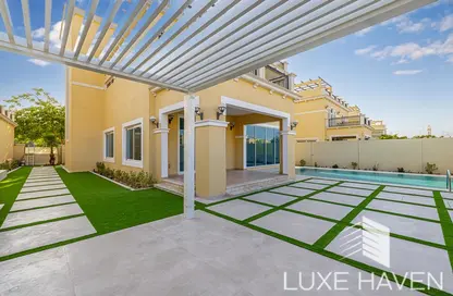 Villa - 4 Bedrooms - 3 Bathrooms for rent in Legacy Nova Villas - Jumeirah Park - Dubai