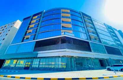 Apartment - 2 Bedrooms - 4 Bathrooms for rent in Muwaileh 29 Building - Muwaileh - Sharjah