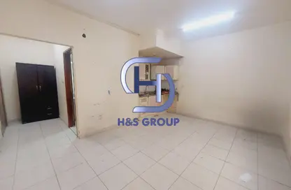 Apartment - Studio - 1 Bathroom for rent in Muwailih Building - Muwaileh - Sharjah