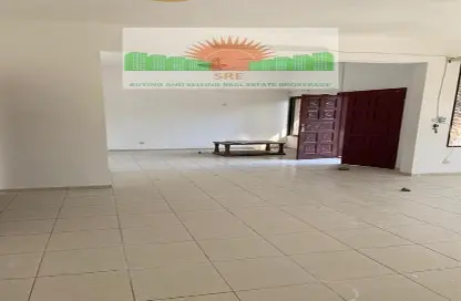 فيلا - 3 غرف نوم - 4 حمامات للايجار في الجزّات - ضاحية الرقة - الشارقة