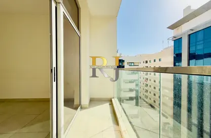 Apartment - 2 Bedrooms - 2 Bathrooms for rent in Mankhool Building - Mankhool - Bur Dubai - Dubai