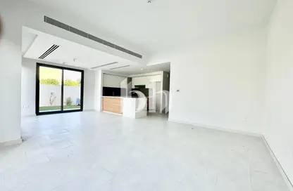 تاون هاوس - 4 غرف نوم - 4 حمامات للايجار في لا روزا 5 - لا روزا - فيلا نوفا - دبي لاند - دبي تاون هاوس - 4 غرف نوم - 4 حمامات للايجار في لا روزا 5 - لا روزا - فيلا نوفا - دبي لاند - دبي