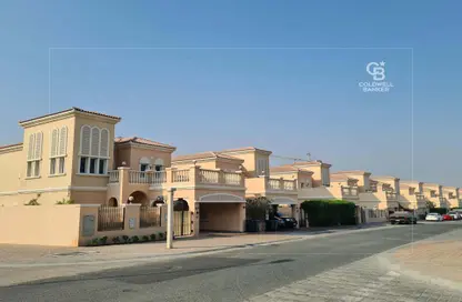 فيلا - 2 غرف نوم - 3 حمامات للايجار في منطقة 16 - قرية الجميرا سركل - دبي