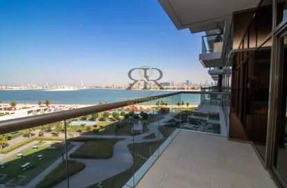 Apartment - 2 Bedrooms - 4 Bathrooms for rent in The 8 - The Crescent - Palm Jumeirah - Dubai