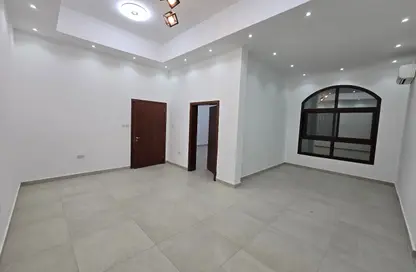 Apartment - 3 Bedrooms - 3 Bathrooms for rent in Madinat Al Riyad - Abu Dhabi