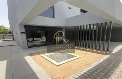 Townhouse - 4 Bedrooms - 5 Bathrooms for sale in Robinia - Masaar - Tilal City - Sharjah