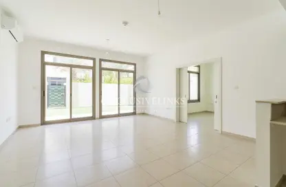 Townhouse - 4 Bedrooms - 3 Bathrooms for rent in Zahra Townhouses - Town Square - Dubai