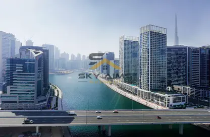 شقة - 2 غرف نوم - 3 حمامات للايجار في خليج القناة - الخليج التجاري - دبي