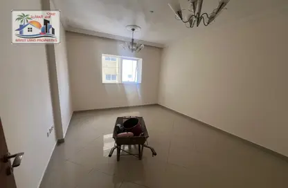 شقة - غرفة نوم - 1 حمام للايجار في إيوان 2 - شارع التعاون - التعاون - الشارقة