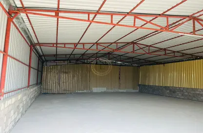 Warehouse - Studio - 1 Bathroom for rent in Wadi AL AIN 1 - Al Noud - Al Ain