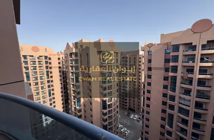 شقة - 2 غرف نوم - 3 حمامات للايجار في أبراج النعيمية - النعيمية - عجمان