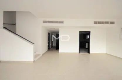 Villa - 5 Bedrooms - 6 Bathrooms for sale in Arabian Style - Al Reef Villas - Al Reef - Abu Dhabi