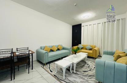 Apartment - 1 Bedroom - 2 Bathrooms for rent in Corniche Tower - Ajman Corniche Road - Ajman