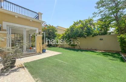 Villa - 4 Bedrooms - 4 Bathrooms for rent in Legacy - Jumeirah Park - Dubai