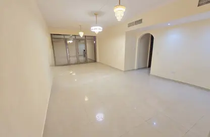 شقة - 2 غرف نوم - 3 حمامات للايجار في برج صحارى 3 - مجمع صحارى - النهدة - الشارقة شقة - 2 غرف نوم - 3 حمامات للايجار في برج صحارى 3 - مجمع صحارى - النهدة - الشارقة