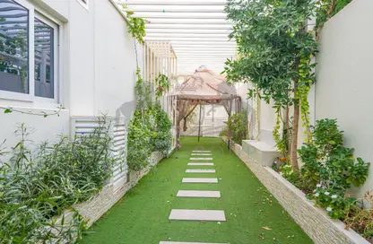 تاون هاوس - 3 غرف نوم - 4 حمامات للايجار في سنتوري - داماك هيلز 2 - دبي