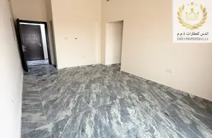 شقة - غرفة نوم - 2 حمامات للايجار في الجرف الصناعية 3 - الجرف الصناعية - عجمان