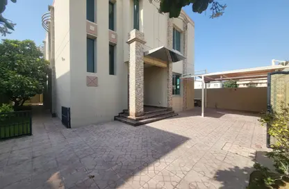 Villa - 5 Bedrooms - 5 Bathrooms for rent in Al Manara - Dubai