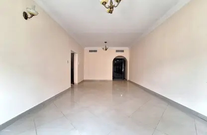 شقة - غرفة نوم - 2 حمامات للايجار في شارع التعاون الجديد - التعاون - الشارقة