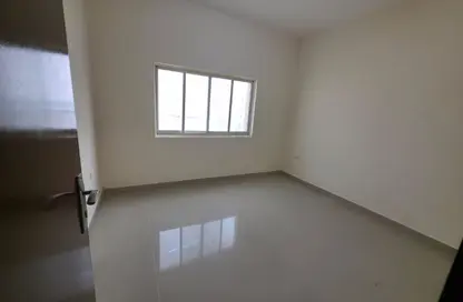 Apartment - 2 Bedrooms - 1 Bathroom for rent in Ajman Creek Towers - Al Rashidiya 1 - Al Rashidiya - Ajman