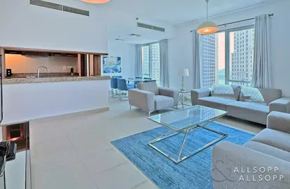 Living Room image for: Apartment - 1 Bedroom - 1 Bathroom for sale in Beauport Tower - Marina Promenade - Dubai Marina - Dubai, Image 1