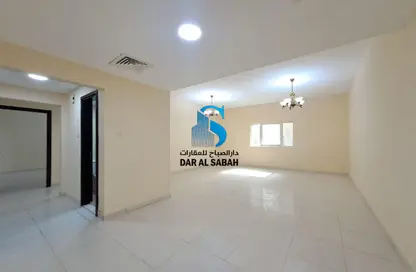 شقة - 2 غرف نوم - 3 حمامات للايجار في برج الكوث - النهدة - الشارقة