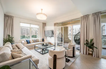 Apartment - 3 Bedrooms - 3 Bathrooms for sale in Jash Hamad - Shoreline Apartments - Palm Jumeirah - Dubai