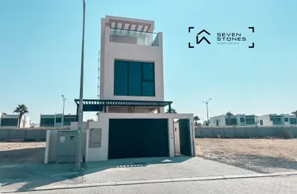 Villa - 3 Bedrooms - 4 Bathrooms for sale in Hawthorn - Damac Hills 2 - Dubai