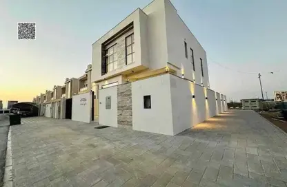 فيلا - 5 غرف نوم - 7 حمامات للبيع في قرية الاميرة - الياسمين - عجمان